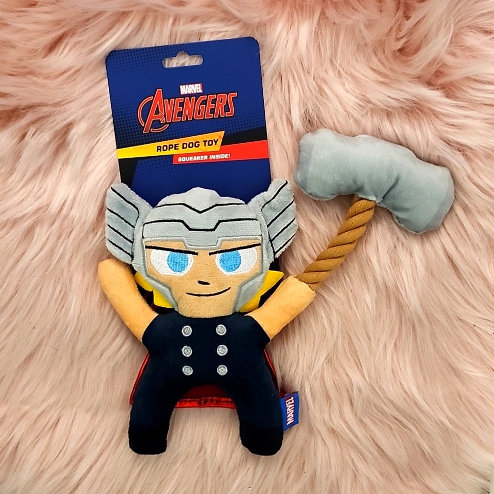 Brand New MARVEL AVENGERS PLUSH & ROPE Dog Toy